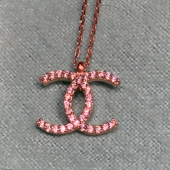 Buy Rosie 18k Rose Gold Pendant Necklace | Pink Swarovski  Brand new , rare Rose Gold Crystal  Necklace, great for Holidays gift